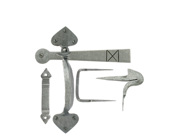 From The Anvil Gothic Thumblatch, Pewter - 33638