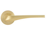Frisco Insignia Lanza Door Handles On Round Rose, Satin Brass - 63223 (sold in pairs)