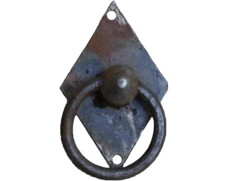Cottingham Verticle Ring and Diamond Backplate Handle (76mm), Antique Iron - 70.087.AI.V60