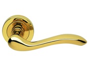 Carlisle Brass Manital Apollo Door Handles On Round Rose, Polished Brass - AQ3 (sold in pairs)