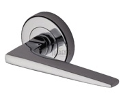 M Marcus Sorrento Swift Door Handles On Round Rose, Polished Chrome - SC-3450-PC (sold in pairs)