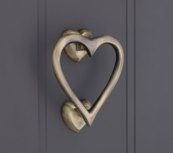 Spira Brass Heart-Shaped Door Knocker (130mm x 120mm), Antique Brass -  SB4110ANT from Door Handle Company